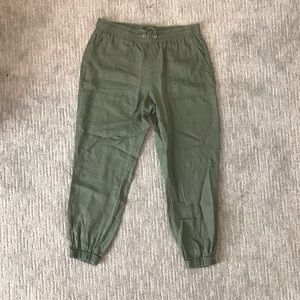 Women’s linen cargo pants